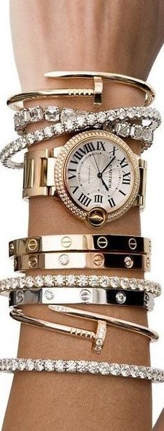 #holidaywear #lulus Bracelets And Watches, Bracelet Cartier, Pandora Armband, Multiple Bracelets, Cartier Jewelry, Bracelet Stack, Bling Bling