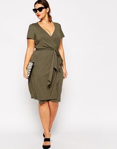 Enlarge ASOS CURVE Wrap Dress With Bow Front In Longer Length Plus Size Shift Dress, Warrior Style, Look Plus Size, Fashion Corner, Fashion Diva, Asos Curve, Curvy Girl Fashion, Plus Dresses, Look Plus