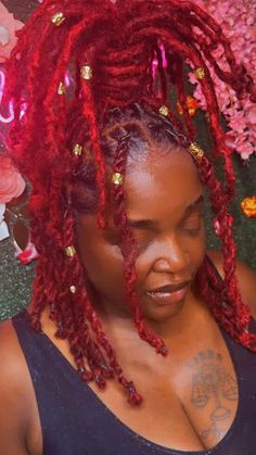 Pineapple Locs, Pineapple Hairstyle, Hair Muse, Protective Hairstyles For Natural Hair, Short Locs Hairstyles, Natural Hair Tutorials, Dreadlock Style, Dreadlock Styles