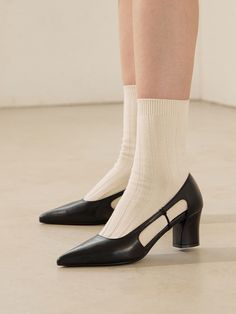 Editor's NotesByeuuns is a shoe brand that expresses the gap between new trends and classics with refined conciseness.- Luxurious pointed toe- Knotted strap at both sides- Stacked heel for a stable fit- Soft and smooth cowhideMeasurements(in.)KR size- Size: KR 225MM (US 5.5) - KR 250MM (US 8)- Heel height: 2.36 in.Composition & Care- Upper: Cowhide  Lining: Pigskin- Avoid direct heat and moisture- The leather may have fine scratches and wrinkles- Professional cleaning is needed- Keep it Classic High Heel Slingback Pumps With Contrasting Counter, Classic Slingback Pumps With Contrasting Heel, Classic Slingback Pumps With Contrasting Heel For Office, Fall Workwear Court Shoes With Heel Strap, Fall Court Shoes With Heel Strap For Work, Fall Business Heels With Ankle Strap, Ankle Strap Heels For Business In Fall, Classic High Heel Slingback Pumps, Classic Fitted High Heel Slingback Pumps