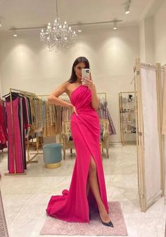 Hot Pink Prom, Hot Pink Bridesmaids, Sweetheart Evening Dress, Hot Pink Prom Dress, Elegant Party Dress, Sleeved Velvet Dress, Split Prom Dresses, Trendy Prom Dresses, Bling Bags