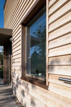 Horizontally constructed timber cladding Cedar Cladding House, Hampton Exterior, Garden Log Cabins, Green Roof System