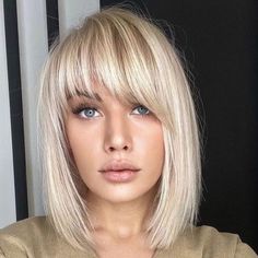 27 Trendy Medium Haircuts for Spring 2024: Discover Your New Look! Blonde Medium Bob, Crazy Curly Hair, Pixie Cut Short, Pixie Wigs, Highlight Brown, Platinum Blonde Bobs, Trendy Haircuts Medium, Dog Patterns, Blonde Bob Wig