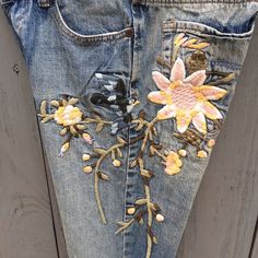 Hand Stitched Bird And Flower Design. Brand New With Tags. Size 2 Fit And Flare/ Wide Bottom Crazy Pants, Bird And Flower, Abercrombie And Fitch Jeans, Denim Color, Hand Stitched, Flower Design, Hand Stitching, Abercrombie Fitch, Flower Designs