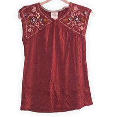 Cute Fashionable Knox Rose Sleeveless Blouse Size Extra Small Nwt Don’t Be Shy Make Me An Offer! All Reasonable Offers Will Be Accepted! I Love To Negotiate With You! Red Sleeveless Top With Floral Embroidery, Red Sleeveless Tops With Floral Embroidery, Sleeveless Red Tops With Floral Embroidery, Red Sleeveless Blouse For Spring, Red Sleeveless Blouse For Summer, Pink Sleeveless Top With Floral Embroidery, Casual Sleeveless Floral Embroidered Blouse, Casual Sleeveless Top With Floral Embroidery, Doll Blouse