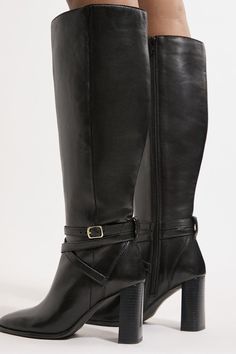 Exude Glamour No Matter The Weather In Our Knee High Boots, Made In Sleek, Supple, Real Leather, Featuring Chunky, High Heels And Strappy Detailing. The Sleek Design Makes Them Easy To Style With Anything, From Jeans And A Knit Jumper For Casual Coffee Catch Up, To Tailored Wide Leg Trousers For An Elevated Edge. Leather Heeled Buckle Detail Knee High Boots High Quality Real Leather Comfortable, Chunky Heels Strappy, Buckle Detailing Inner Leg Zip Fastening Petite Work Outfits, Petite Wedding Guest Dresses, Plus Size Workwear, Heels Strappy, Outfits Petite, Petite Coat, Chunky High Heels, Fall Outfits For Work, Boots High