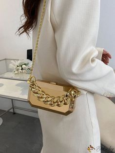 BirdinBag - Compact Metallic Chain Handbag Trendy Chain Pouch Bag, Trendy Daily Use Clutch With Chain, Crossbody Clutch With Chain Strap For Shopping, Trendy Shoulder Bag Clutch With Chain Strap, Trendy Crossbody Clutch With Chain, Trendy Evening Clutch With Chain Strap, Square Bags With Chain Strap For Shopping, Trendy Clutch Bag With Chain Strap, Trendy Evening Bag With Chain Strap