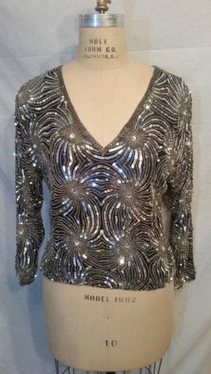 Sparkly vintage blouse, silk, beaded and sequin, 40, India, black and silver Black Vintage Dress, Lee Denim Jacket, Party Blouse, Beige Blouse, Sequin Blouse, Blouse Silk, Beaded Blouse, Womens Blouses, Beaded Gown