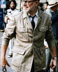 Safari Fashion, Safari Outfit, Blazer Outfits Men, Fit Man, Stylish Men Casual, Army Fashion, Vest Blazer