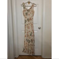 Beautiful Vintage Floral Dress. Vintage In Really Good Condition. No Holes, Stains, Pulls, Snags, Or Pilling. 100% Rayon Made In Usa Garment Laying Flat Measurements As Pictured. (I Only Put “Tall” For Size Type Since The Dress Is Fairly Long About 59 Inches From The Strap To The Hem). It’s Like A Reformation-Style Dress. Nice And Lovely As A Wedding Guest Dress Or Even As Bridesmaid Dress. Please Review The Photos Carefully For Further Details. . Fitted Beige Maxi Dress Lined, Fitted Beige Lined Maxi Dress, Beige Fitted Lined Maxi Dress, Fitted Cream Maxi Dress For Vacation, Sleeveless Cream Maxi Dress For Casual Wear, Cream Sleeveless Maxi Dress For Casual Occasions, Fitted Beige Maxi Dress For Garden Party, Fitted Beige Maxi Dress, Lined Beige Maxi Dress