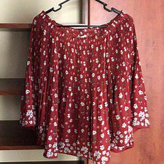 Floral Off The Shoulder , Bell Sleeved Blouse. Dainty Floral Pattern On A Maroon Background. This Piece Is Labeled As A Xs But Because Of The Flow And Stretch Will Fit A S/M. It’s Just Perfect ! Red Floral Print Peasant Top, Red Peasant Top For Fall, Red Rayon Tops For Fall, Red Rayon Blouse For Spring, Red Floral Print Peasant Top For Summer, Red Floral Print Rayon Blouse, Fall Red Rayon Blouse, Pleated Chiffon Blouse, Black Bell Sleeve Top