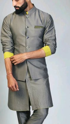 Groomsmen Ideas, Male Outfits, Indian Men, Wedding Outfit Men, Indian Men Fashion, Indian Man, Nehru Jackets, Men's Clothes, Jodhpur