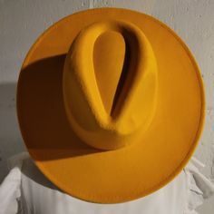 Wide-Brimmed Hat, Mustard. Flat Bill Felt Hat For Fall, Fall Felt Hat With Flat Bill, Fall Flat Bill Felt Hat, Casual Fitted Top Hat With Curved Brim, Classic Spring Top Hat, Solid Flat Brim Top Hat For Fall, Casual Fitted Solid Hat Bands, Casual Solid Fitted Hat Bands, Fitted Casual Top Hat For Fall