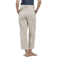 Designed in Australia's sunny Byron Bay, the Ease Utility Pant delivers effortless everyday style and comfort with a flattering high waist, cropped length, and lightweight cotton twill fabric. Utility Pants, Byron Bay, Twill Fabric, Cotton Twill Fabric, Everyday Style, Cotton Twill, Everyday Fashion, High Waist, Pants For Women