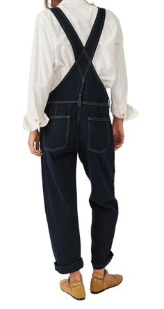 The most comfortable overall you will wear. With a relaxed fit and slouchy cool fit, you will wear this all season long. paired with a loafer, Birkenstocks or your favorite sneaker.Throw a blazer or cardigan for an updated look for Fall. 0-2 X-Small 4-6 Small 8-10 Medium 12-14 Large Casual Everyday Denim Jumpsuit, Casual Denim Blue Jumpsuit For Everyday, Casual Denim Jumpsuit, Casual Denim Jumpsuit For Workwear, Casual Workwear Denim Jumpsuit With Side Pockets, Casual Dark Wash Overalls For Everyday, Casual High Rise Denim Jumpsuit For Fall, Casual Baggy Straight Leg Overalls, Casual Baggy Overalls For Workwear