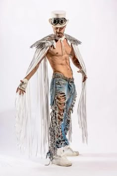 Beyond Wonderland Outfit Men, Men’s Rave Fashion, Angel Male Costume, Weird Mens Fashion, Haute Couture Fashion Men, Burning Man Fashion Men, Men Angel Costume, Mens Fairy Costume, Black Men Halloween Costumes