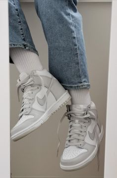 Nike Dunk Vast Grey, Nike Vast Grey, Nike Dunk High Vast Grey, Grey Shoes Outfit Sneakers, Nike High Dunks Outfit, Jordan High Outfit, Nike Dunks High Outfit, Vast Grey Dunk, Nike Dunks Aesthetic