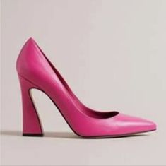 Size 38.5 Pink Padded Heel Court Shoes For Office, Chic Pink Court Shoes For Office, Pink Heels With Sculpted Heel For Office, Pink Sculpted Heel Office Heels, Pink Heels With Sculpted Heel For Work, Pink Closed Toe Heels For Work, Pink Chic Court Shoes For Work, Pink Sculpted Heel Heels For Work, Chic Pink Court Shoes For Work