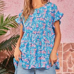 Emily Wonder By Andree Bt Unit Floral Tiered Blouse. Size M Nwt 100% Polyester Feminine Multicolor Short Sleeve Tops, Spring Beach Blouse In Blue, Summer Blue Blouse With Relaxed Fit, Spring Blue Blouse For Beach, Spring Beach Blue Blouse, Blue Floral Print Short Sleeve Tops, Printed Blue Tops, Printed Blue Tops For Daywear, Pink Flowy Short Sleeve Top