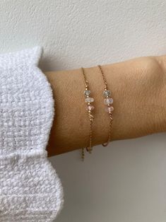 Morganite Moonstone and Aquamarine Bracelet. Emotional - Etsy Cyprus Chain And Bead Bracelet, Gem Stone Jewelry, Crystal Information, Icon Jewelry, Bracelets With Meaning, Aquamarine Bracelet, Information Card, Crystal Healing Bracelets, Dainty Bracelet