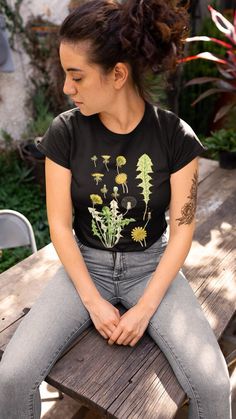 Dandelion Botanical Tee Cottagecore Nature Lover Plant - Etsy Cottagecore Nature, Dandelion Flowers, Garden Shirt, Summer Tee Shirts, T Shirt Printer, Nature Shirts, Gardening Shirts, Outdoor Shirt, Flowers Garden