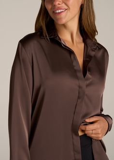 About Our Relaxed Button Up Tall Women's Blouse There’s something about the button-up: classic, casual, and always the right choice. That’s why we set out to make the perfect women’s tall button-up shirts that fit properly and feel polished. Designed specifically for women from 5’9 to 6'6, this shirt has extra long sleeves and a hemline that extends past your hips. It has a crisp, pointed collar that balances the relaxed fit for a completely modern silhouette. It’s the perfect piece to layer und Chocolate Mocha, Extra Long Sleeves, Classic Casual, Button Up Blouse, Tall Women, Arm Sleeve, Perfect Woman, Easy Wear, Body Measurements