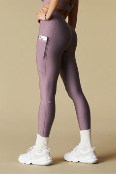 Cold Weather High-Waisted Pocket Legging Fabletics Plum Cactus female Activewear >> Womens >> Bottoms >> Leggings >> Full Length regular Training External Pockets Sock Boots Outfit, Cold Weather Leggings, Best Leggings For Women, Sports Wear Fashion, Compression Clothing, Hot Leggings, Fitness Outfits, Thermal Leggings, Cute Leggings