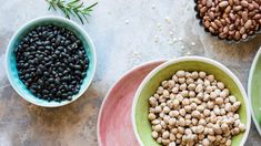 12 Breast Cancer-Fighting Foods (and 6 to Avoid) Healthy Beans, Fitness Logos, Dance Fitness, Dried Beans, Green Vegetables, Natural Home Remedies