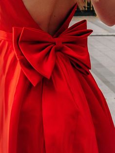 A-Line/Princess Satin Square Bowknot Sleeveless Tea-Length Homecoming Dresses Tea Length Homecoming Dresses, Red Bow Dress, Back To School Dress, Homecoming Dresses Lace, Princess Sleeves, School Dress, Evening Dresses Cocktail, School Dresses, Winter Fabric