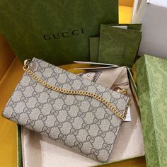 Size: 20cm*13.5cm*2cm It comes with Dust box, Care manual, Tag, and Paper bag. Wrist Wallet, New Handbags, Wrist Strap, Crossbody Shoulder Bag, Gucci Bag, Leather Trims, Zipper Pocket, Carry On, Brown Leather