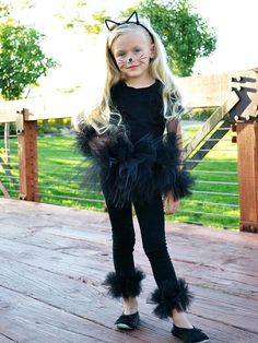 Easy Homemade Halloween Costumes, Black Cat Halloween Costume, Cat Costume Kids, Cat Costume Diy, Kostum Halloween, Black Cat Costumes, Chat Halloween, Diy Halloween Costumes For Kids