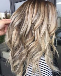 Blonde Hairstyles With Lowlights Blonde Balayage With Caramel Lowlights, Beautiful Blonde Hair, Cool Blonde Hair, Balayage Blonde, Hair Color And Cut, Front Lace Wigs Human Hair, Brown To Blonde, Hair Envy