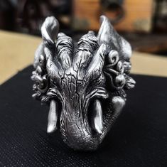 Gaze upon this elephant ring and you will be impressed by its ferocity. The elephant's powerful body is meticulously carved on the ring, and every texture shows its majestic power. Especially the pair of sharp tusks, like two peerless swords, exuding a chilling breath. Wear it on your fingers, and you will have the unshakable tenacity and courage of an elephant when facing the challenges of life. *Weight: Silver about 63 grams / Brass about 53 grams *Size: Ring height about 43mm *Size and weight Elephant Ring, Elephant Family, Mens Ring, 925 Silver Ring, White Elephant, 925 Silver Rings, Stackable Rings, Ring Designs, Silver Ring