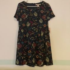 “Vintage” Forever21 Black & Floral Dress. Forever21 Contemporary Brand Size Small. Found This Gem In The Back Of My Closet New With Tags! From 10+ Years Ago. Super Cute Pattern. Slight Babydoll Like Style. Length (Shoulder To Hem): 33” Chest (Armpit To Armpit): 17” Casual Short Sleeve Dresses By Forever 21, Casual Short Sleeve Dresses From Forever 21, Casual Forever 21 Dress With Short Sleeves, Forever 21 Casual Fall Dresses, Forever 21 Floral Print Dress With Short Sleeves, Forever 21 Floral Print Midi Dress, Forever 21 Floral Mini Dress, Forever 21 Floral Print Mini Dress For Day Out, Forever 21 Floral Print Short Sleeve Dress