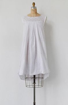 Ever More Dress / vintage 1970s dress / 70s boho white tent dress