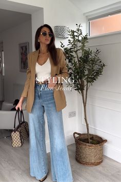 Tan Blazer Outfits Women Street Styles, Blazer Jean Outfits Women, How To Dress Up Casual Outfits, Spain Work Outfits, Woman’s Blazer Outfit, Twill Blazer Outfit, Tan Blazer And Jeans Outfit, Jean Blazer Outfits For Women, One Blazer Many Outfits