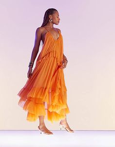 ASOS DESIGN scoop neck trapeze maxi dress with frill in bright orange | ASOS Formal Dresses Graduation, Cocktail Dress Formal, Winter Party Dress, Long Sleeve Floral Dress, Satin Slip Dress, Tres Chic, Orange Fashion, Active Wear Leggings, Floral Dress Black