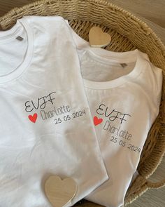 ** The EVJF t-shirt ** Perfect for being all connected during a bachelorette party, To personalize as desired, font, flex color, symbol... Quality cotton materials // Flex OekoTex // Recyclable packaging Our OekoTex flex, selected for you with great care, must be maintained with a minimum of care to maintain an optimal lifespan of the creations! For Classic & Colored flex: machine wash up to 80oC max // Tumble dryer: Yes For Sequins & Velvet flex: machine wash up to 40oC max // Tumble dryer: No Recyclable Packaging, Gifts Personalized, Recycled Packaging, Tumble Dryer, Bachelorette Party, Wedding Gift, Cotton Material, Tee Shirt, Gender Neutral