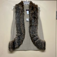 Nwt Faux Fur Vest By Mark L Arm Pit To Arm Pit 21” Length 29” Brown Fitted Faux Fur Outerwear, Brown Winter Outerwear For Layering, Mark Brown, Sleeveless Cardigan, Faux Fur Vest, Faux Fur Vests, Faux Fur Collar, Fur Vest, Fur Collars