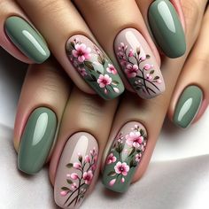 Spring Nail Art Green, Nail Ideas Leaves, Nail Art Fiori, Olive Green And Pink Nails, Elegant Spring Nail Art, Sage Green And Pink Nails, Green Color Nails, Green And Pink Nails Designs, Sage Nails Design