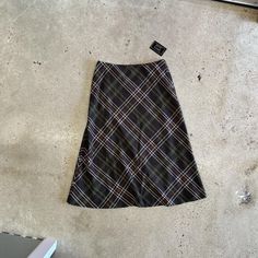 Vintage Plaid Maxi Skirt // Deadstock Brand: Laura Scott Tagged 14 32 Waist 33.5 Length 50 Hip Dm Questions All Sales Final Vintage Plaid Skirt, 1920s Skirts, 1920s Skirt, Vintage Mini Skirts, Plaid Maxi Skirt, Sari Skirt, Plaid Midi Skirt, Skirt Aesthetic, Grunge Skirt