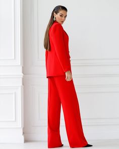 Fabric: High quality suiting fabric Cotton 65%, Polyester 35% Included: Blazer, Tops, Pants Blazer length: 74 cm/ 29 in Sleeve length: 61 cm/ 24 in Pants length: 116 cm/ 45,6 in 4 Buttons Wide-leg pants Sweetheart top Lining option: Fully-lined Tailored Red Dress Pants For Formal Occasions, Fitted Red Dress Pants For Business Casual, Red Fitted Dress Pants For Business Casual, Elegant Tailored Red Dress Pants, Tailored Formal Trouser Sets, Tailored Trousers Sets For Formal Occasions, Wide Leg Pant Set For Workwear, Solid Color Wide Leg Pant Set For Work, Elegant Tailored Red Suit