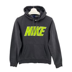 NIKE Blue Tag Women's Small Pullover Spellout Hoodie Sweatshirt Center Pocket All measurements taken when laying flat in inches. Please measure your favorite shirts to assure proper fitment! Shoulder to shoulder 16" Pit to pit 19" Sleeve 25" Length 24" Thanks for looking and make sure to stop by our shop! Nike Sweatshirt With Logo For Streetwear, Nike Sportswear Hoodie With Logo Print, Nike Athleisure Hoodie With Logo Print, Nike Hoodie For Sports Season Streetwear, Nike Hoodie For Streetwear During Sports Season, Nike Hoodie For Streetwear During Sports Events, Nike Sports Hoodie With Logo Print, Nike Urban Style Athletic Sweatshirt, Nike Sporty Hoodie With Logo Print