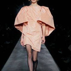 Givenchy Runway Dress Romance Is Synonymous With Givenchy. This Light Peach Pink Dress Is Comfortable, Featuring Elegant Slim Lines Around The Bust And Waist That Flawlessly Flatters The Figure. Hidden Long Back Zipper Cape Sleeves Starting At Sides And Ballooning Around The Back Boat Neckline Fitted Silhouette Made In Italy Retail Price $4595.00 This Dress Is New With Tags Size F 36 Us 4 100% Authentic Spring Silk Mini Dress With Draped Sleeves, Pink Runway Dress, Big Sleeves Dress, Peach Pink Dress, Givenchy Runway, Givenchy Dresses, Pink Runway, Givenchy Dress, Dress Cape