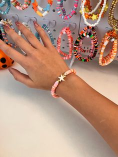 This bracelet is perfect for all seasons! We like too make jewerly that can match any outfit or style! Check out our shop to help us out! We appreciate you all and love you💕 Appreciate You, All Seasons, Starfish, Favorite Jewelry, Jewelry Bracelets, Accessory Gift, Beaded Bracelets, Love You, Electronic Accessories