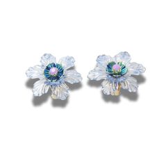 Discover our Light Blue Flower Clip-on Earrings for women, perfect as a colorful and comfortable jewelry gift for mom, sister, or girlfriend.  Handmade and lightweight, these non-pierced floral earrings are ideal for events and parties, Christmas, or any special occasion. Perfect for women of all ages! - Light Blue Flower Clip-on Earrings for women - Colorful and floral design - Ideal jewelry gift for mom, sister, girlfriend - Handmade, lightweight clip-ons - Diameter: 20 mm - Made from resin, metal and plastic - Matte and shiny finish. - Perfect for events and summer parties. - For non-pierced earrings - Fast shipping from Canada 3d Flower Shaped Earrings, Adjustable 3d Flowers Jewelry, Blue Spring Earrings For Pierced Ears, Flower-shaped Clip-on Jewelry Gift, Blue Spring Earrings, Gift Flower Shaped Clip-on Earrings, White Clip-on Flower Earrings, White Flower Clip-on Earrings, Light Blue Flower Jewelry For Spring