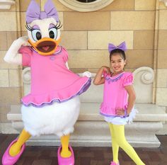 Kids Daisy Duck costume Daisy Costume Disney, Daisy Duck Costume Toddler, Daisy Duck Toddler Costume, Daisy Duck Disneyland, Daisy Duck Inspired Outfit, Daisy Duck Costume For Women, Donald And Daisy Duck Costumes, Diy Daisy Duck Costume, Daisy Duck Disneybound