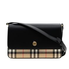 Condition: New With Tags And Dust Bag Designer: Burberry Item Name: New Hampshire Check Group Name: Heymarket Article Number: 80492431 Style: Crossbody Bag Measurements: 8'' Width, 5" Height, 1.5'' Depth Size: Small Material: Leather / Coated Canvas Color: Black Retail Price: $1250 Burberry Crossbody Bag, Hampshire House, Burberry Purse, Burberry Shoulder Bag, Group Name, Micro Bag, Burberry Vintage, Bag Measurements, Canvas Crossbody Bag