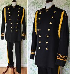 Marching BAND 1930's 40's Vintage Thick Black Gold Yellow Band Traje uniforme con pantalones de chaqueta // BLUMENTHAL Seattle // Cintura 32 tamaño Mediano - Etsy República dominicana Marching Band Uniforms, Band Uniforms, Marching Band, Titanic, Gold Yellow, Sport Coat, Mens Suits, Seattle, Art Collection