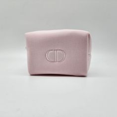 New In Box Vip Gift Top Zip Closure Approximate Size: 6" X 4" X 3.5" Dior Cosmetic Bag, Pink Dior Bag, Dior Makeup Bag, Pink Cd, Christian Dior Makeup, Makeup Dior, Mini Makeup Bag, Pink Makeup Bag, Dior Lipstick